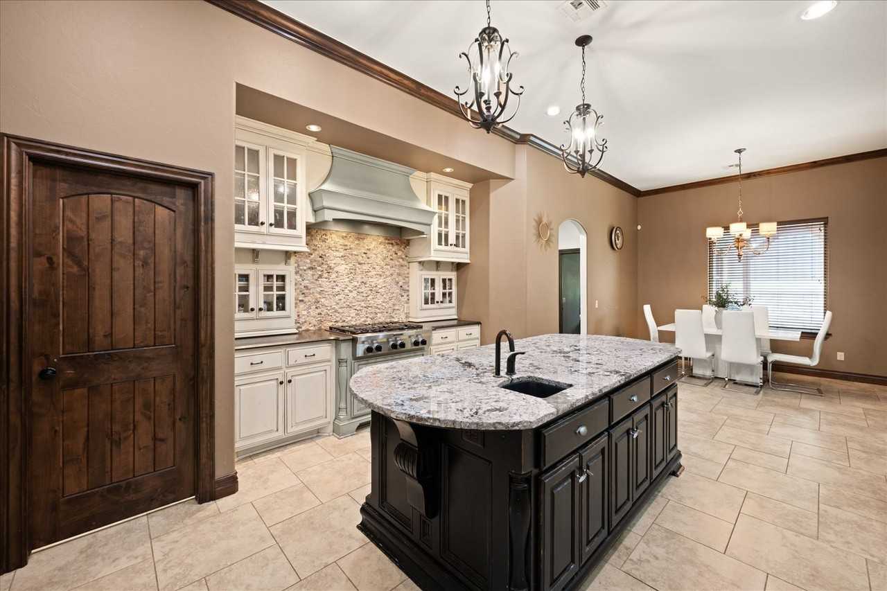 2708 Cattle Dr - Photo 7 of 32