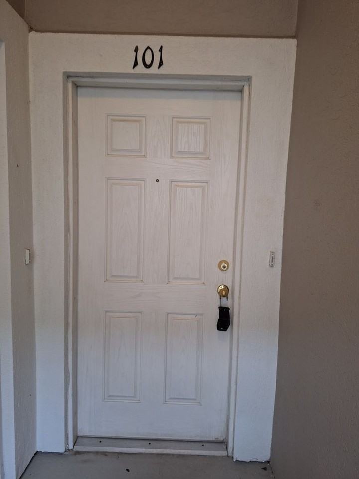 7032 Deer Lodge Cir #101 - Photo 2 of 16