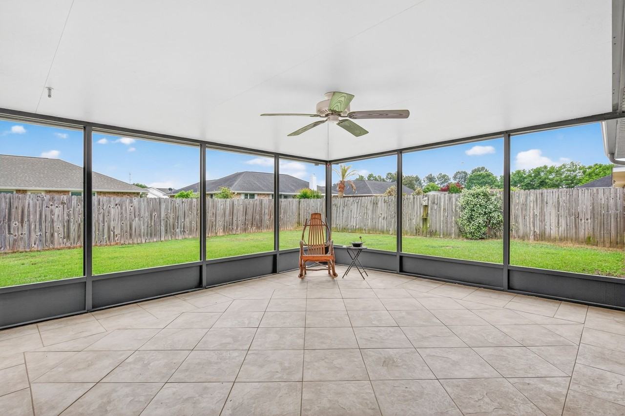 2558 W Ashford Park Dr - Photo 4 of 14