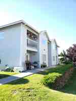 featured image of 587 Eastmont Ave