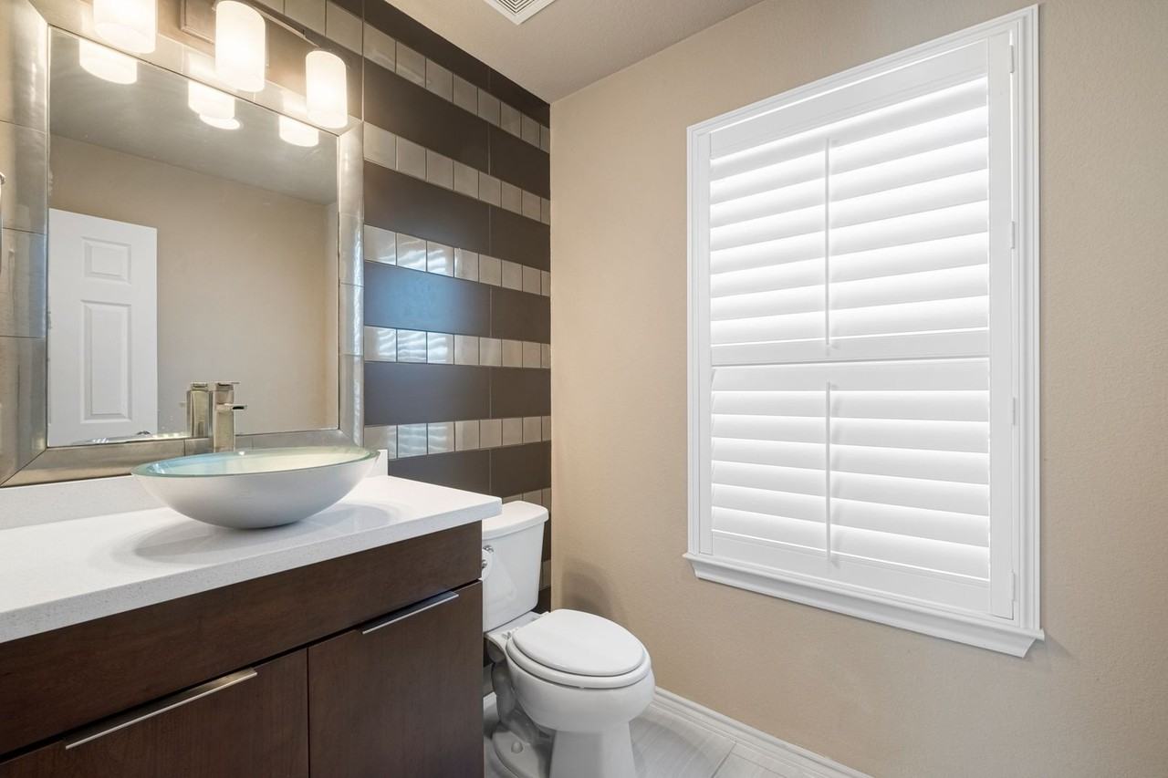 2105 Town Centre Dr #5 - Photo 5 of 34