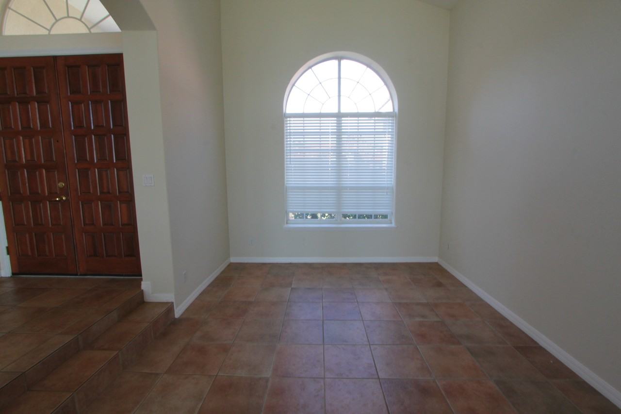 2521 Roat Dr - Photo 6 of 13