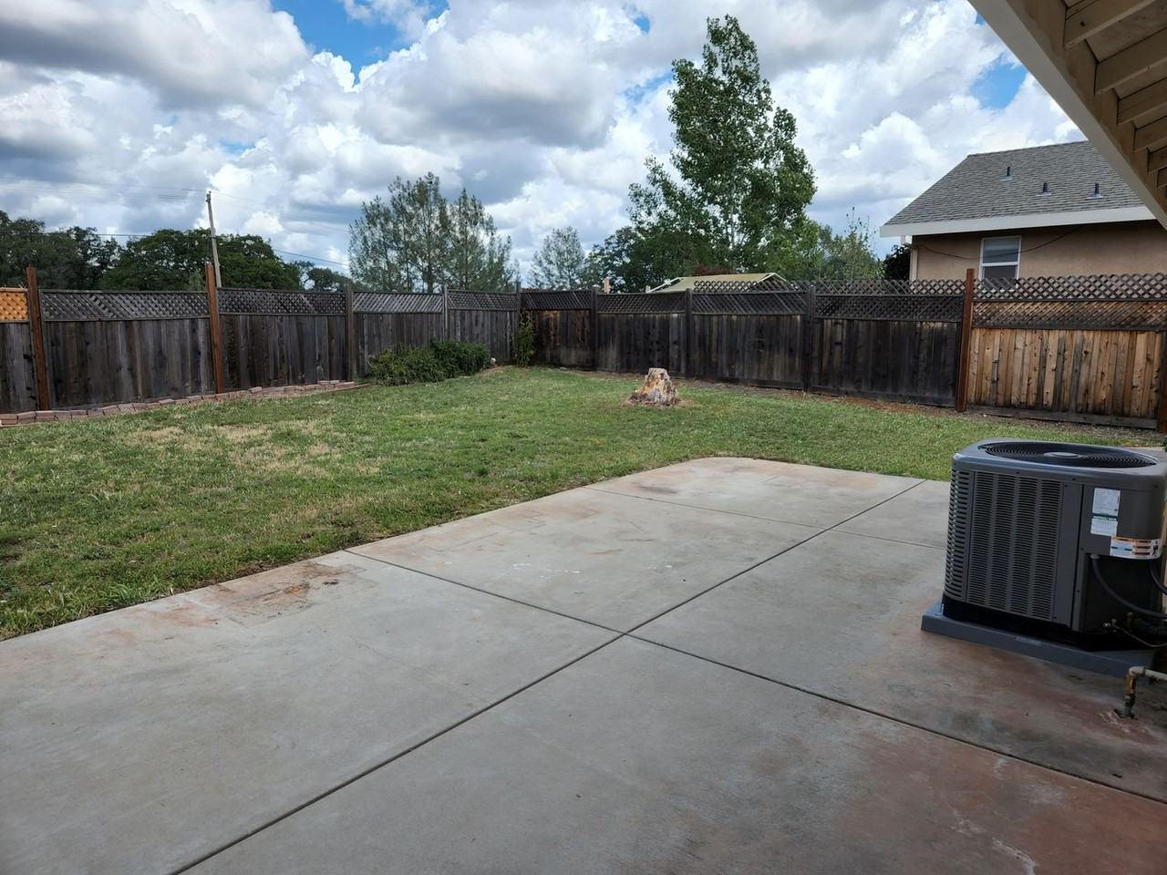 8121 Quartz Ln - Photo 5 of 16