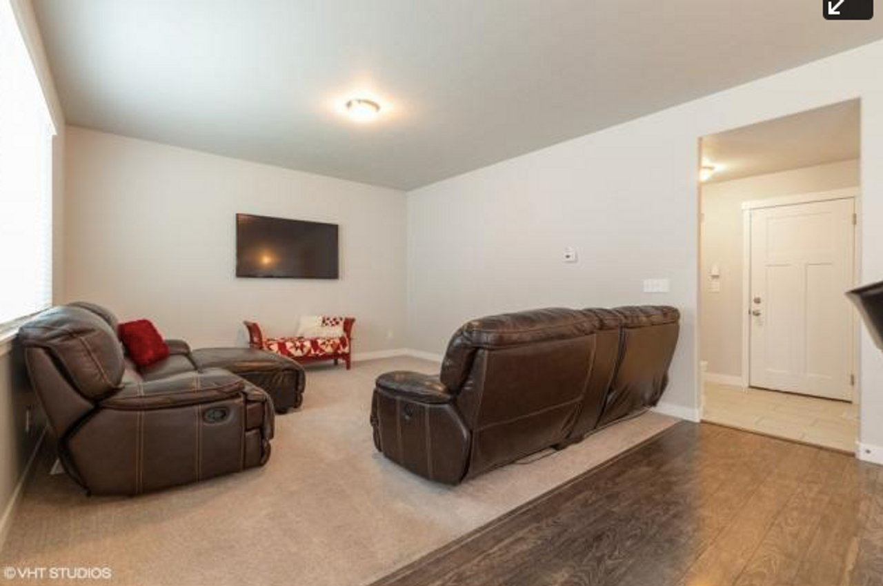 481 E Rue Cournot - Photo 7 of 25
