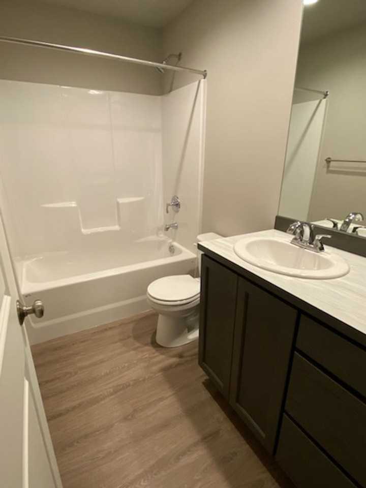 1109 S Newberry Ln - Photo 5 of 16