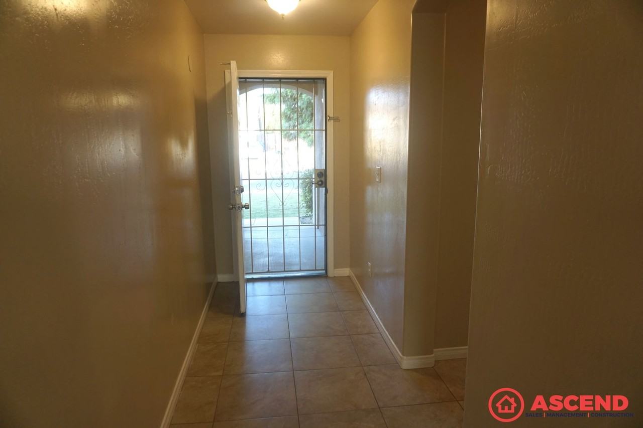 4216 Almond Grove Ln - Photo 3 of 13