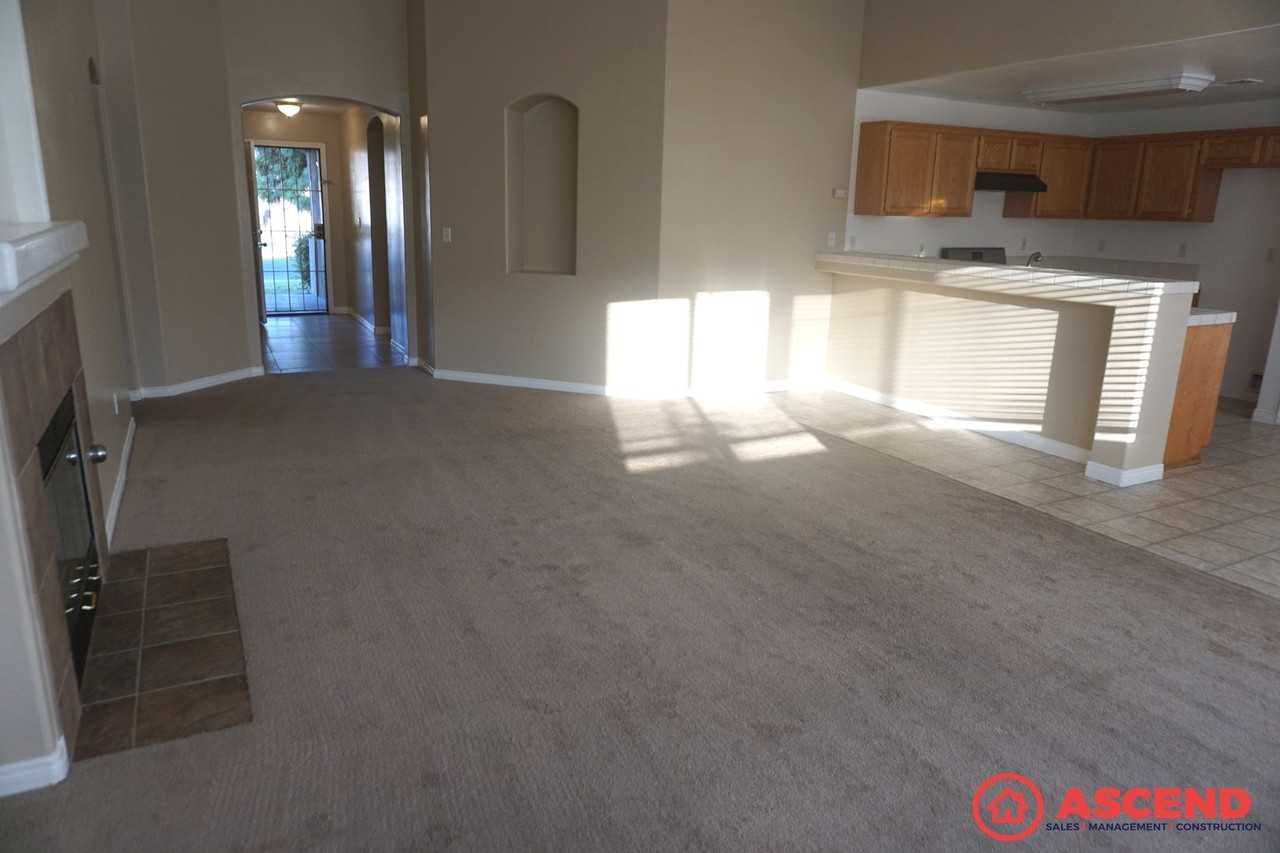 4216 Almond Grove Ln - Photo 4 of 13