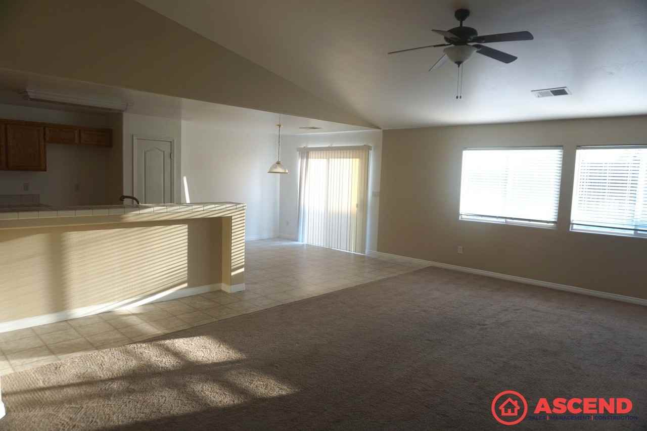 4216 Almond Grove Ln - Photo 5 of 13