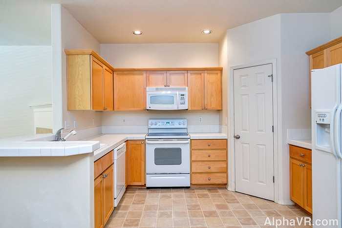 17241 Sw Pleasanton Ln - Photo 7 of 23