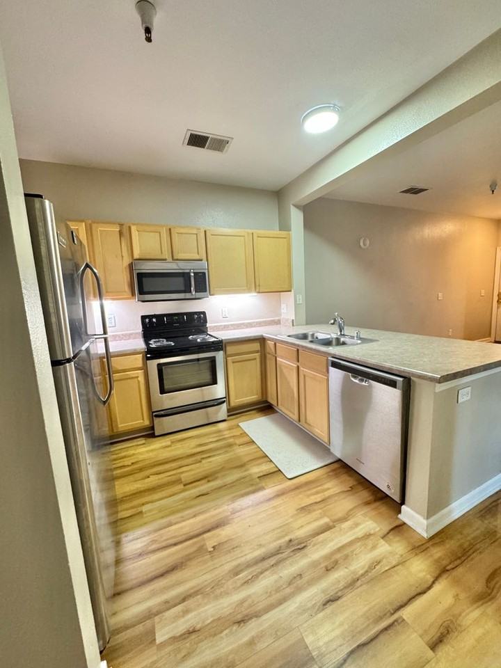 200 Talus Way #421 - Photo 2 of 15