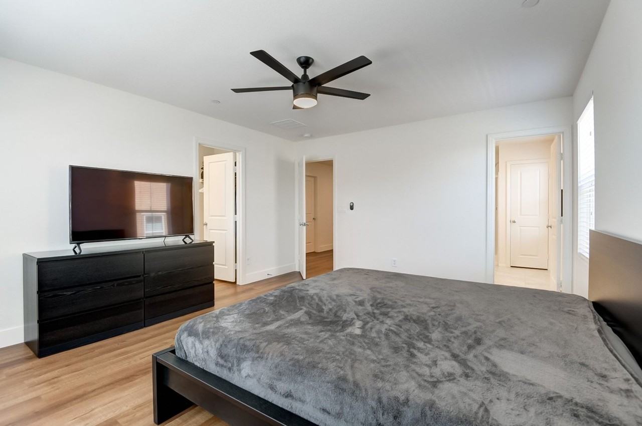 2875 Starling Summit St - Photo 5 of 17