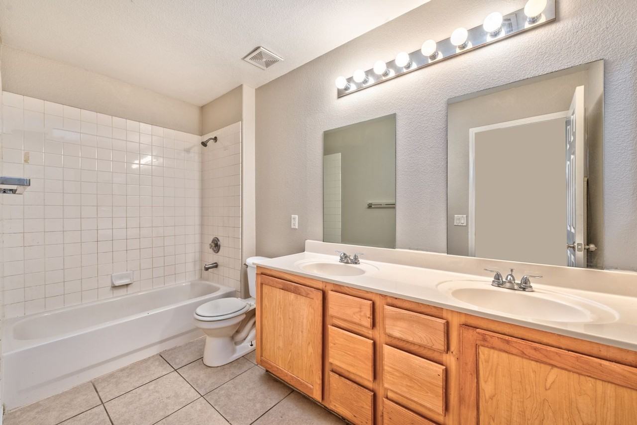 6412 Blacklion Ct - Photo 2 of 15
