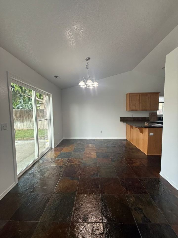 1709 W 30th Ave - Photo 4 of 28