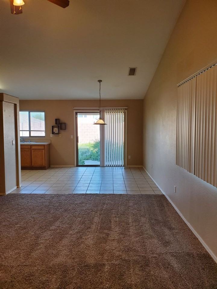 2514 S 110th Dr - Photo 3 of 23