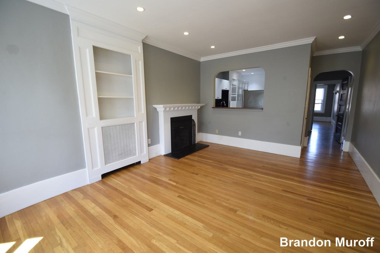 1402 Beacon St #3 - Photo 4 of 16