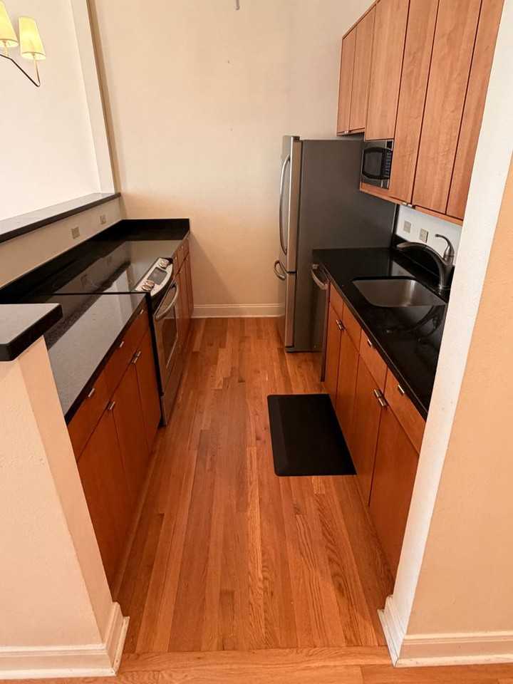 330 330 Julia Street - Condo 225 - Photo 4 of 15