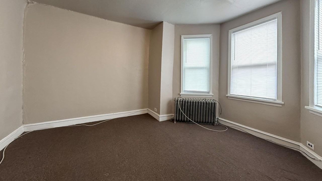 1456 N 56th St - Photo 6 of 19