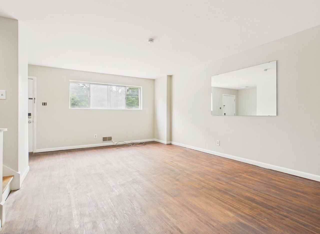 1496 S 13th St - Photo 3 of 16