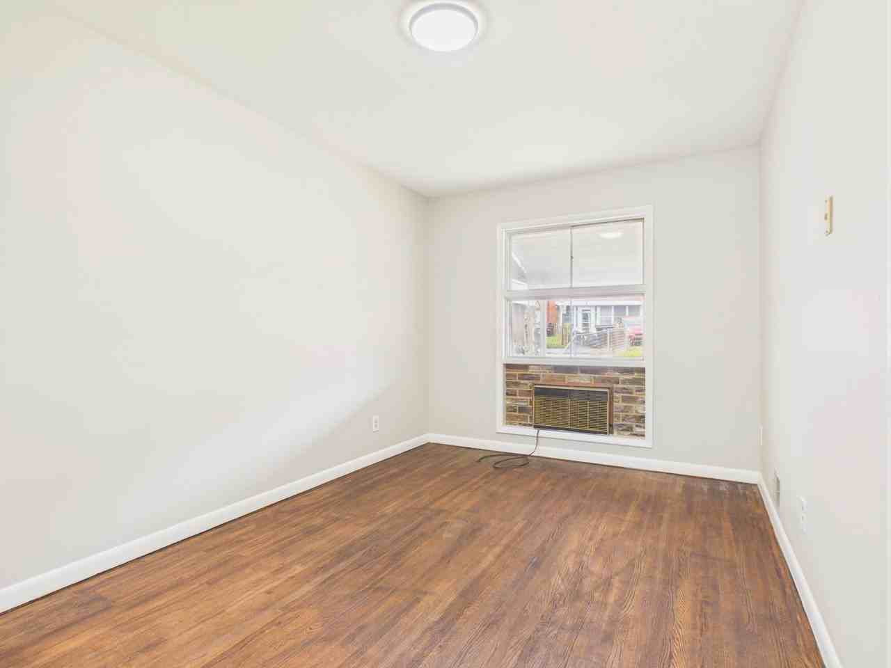1496 S 13th St - Photo 6 of 16
