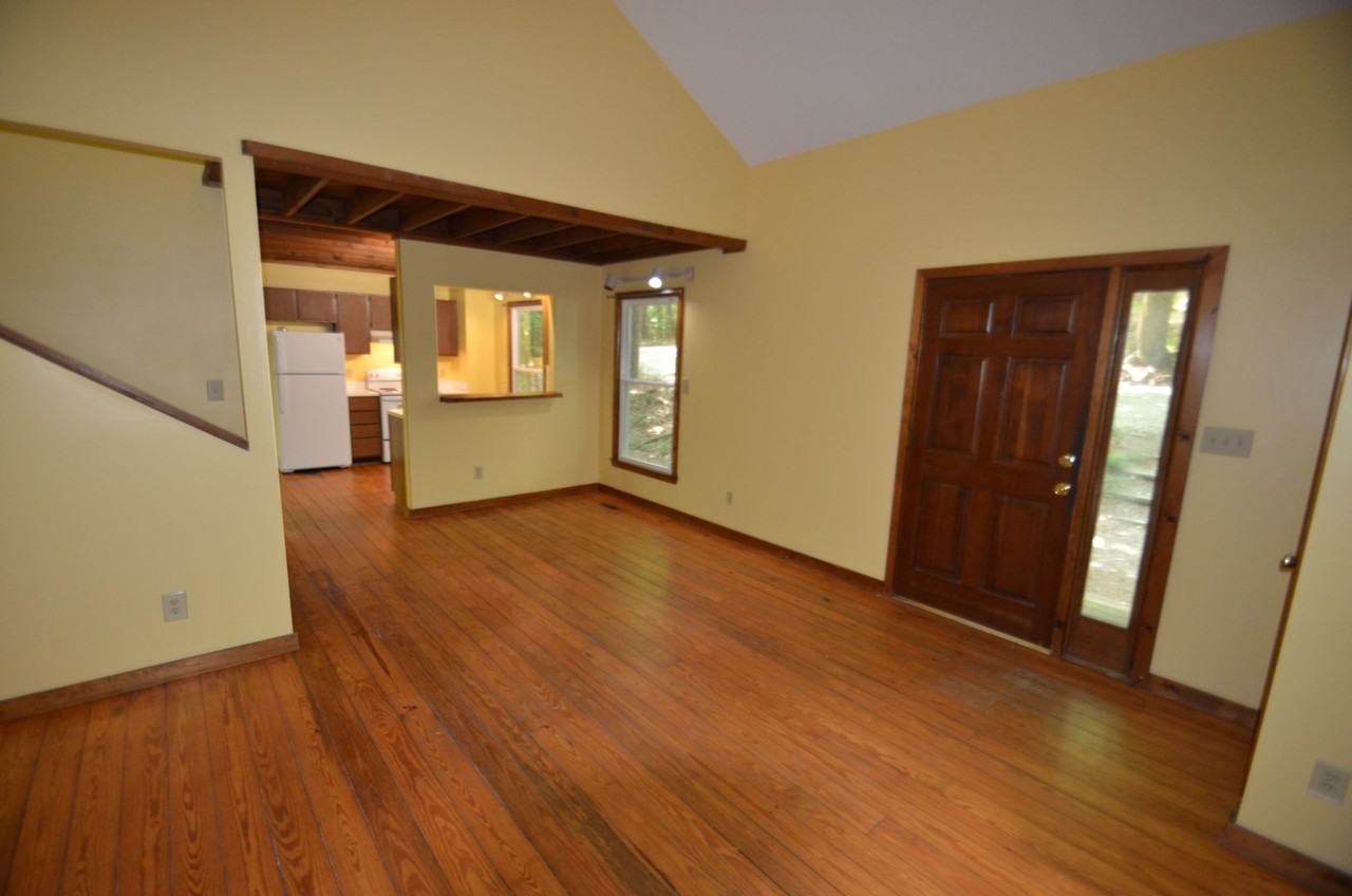 96 Woodside Trl - Photo 4 of 19