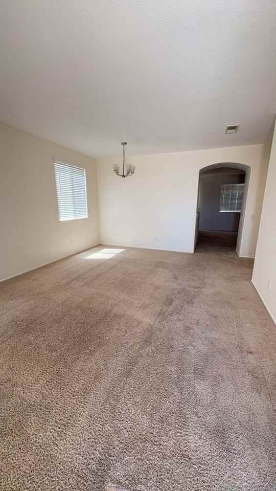 11584 Fern Pine St - Photo 3 of 23