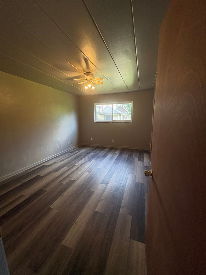623 Clifton Dr #B - Photo 5 of 8