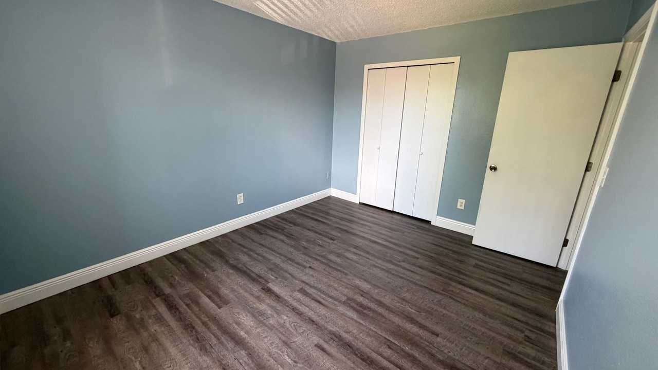 6321 Lenawee St #D3 - Photo 6 of 8