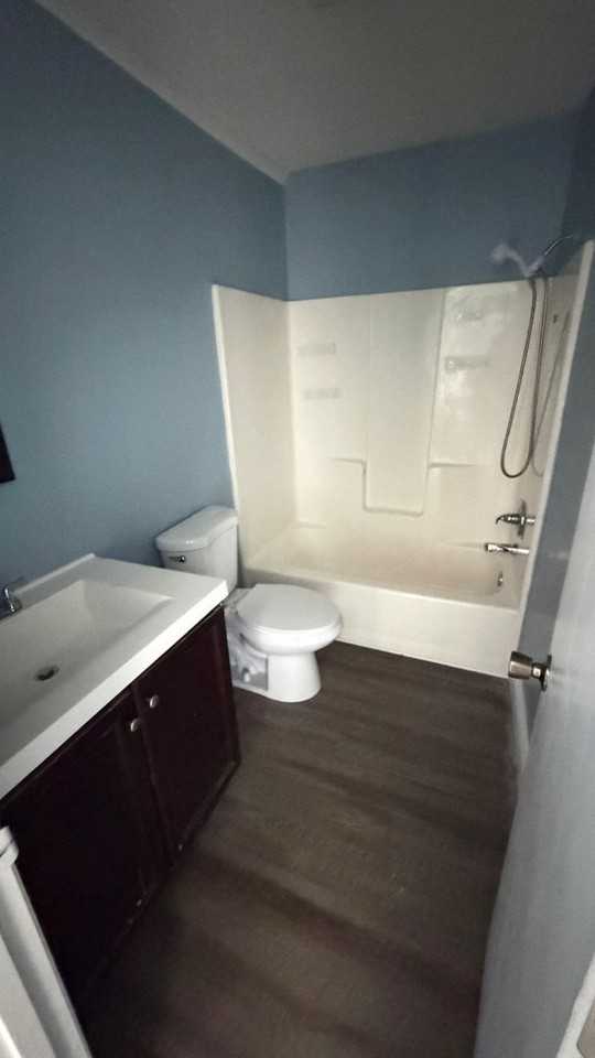6321 Lenawee St #D3 - Photo 7 of 8
