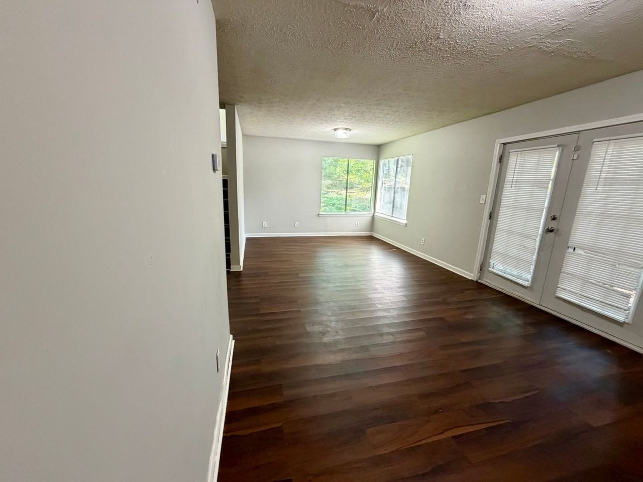 8588 Creekwood Way - Photo 5 of 23