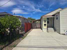 featured image of 2361 17th St