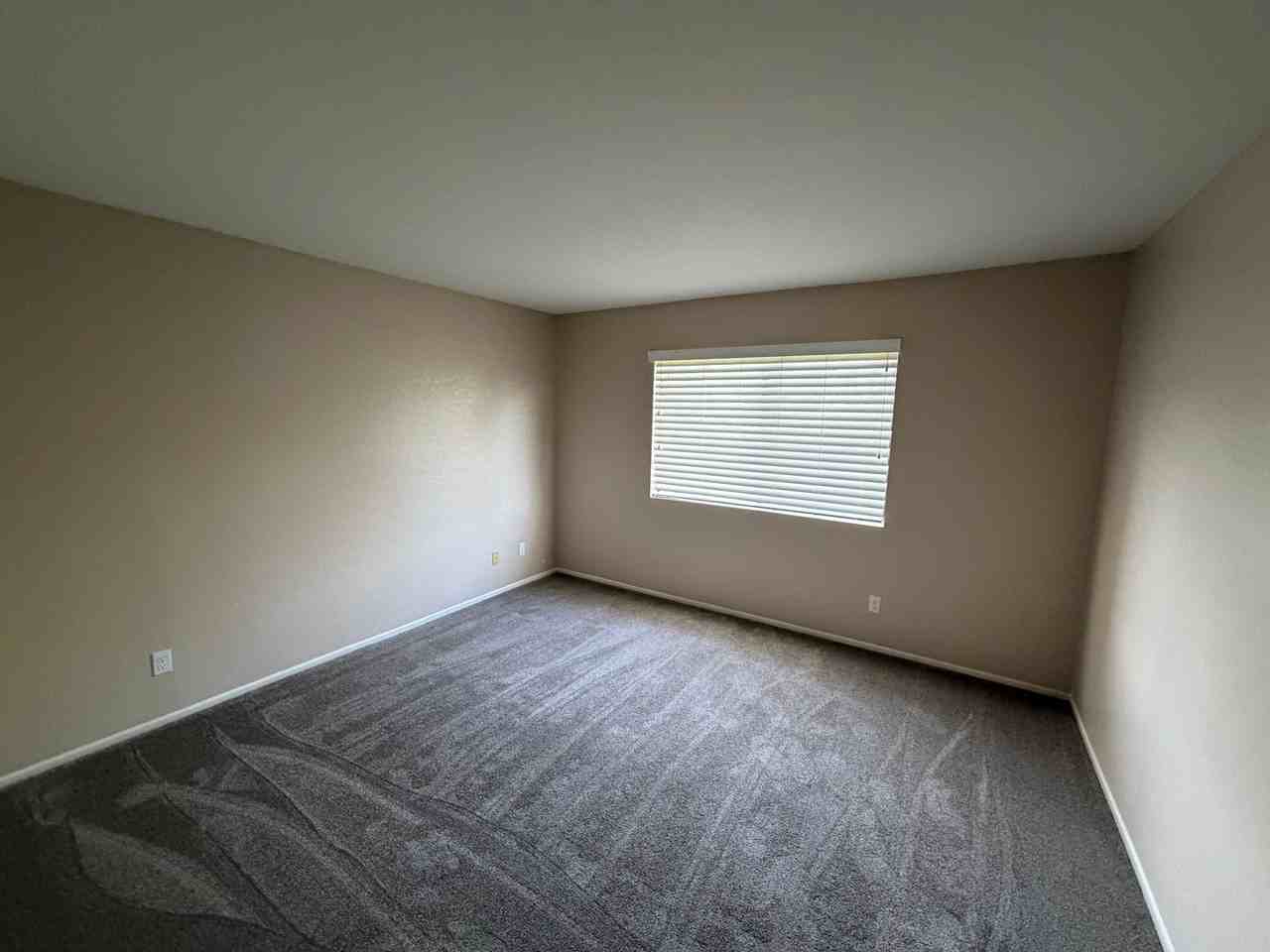 3636 Sumner Ave #210 - Photo 7 of 24