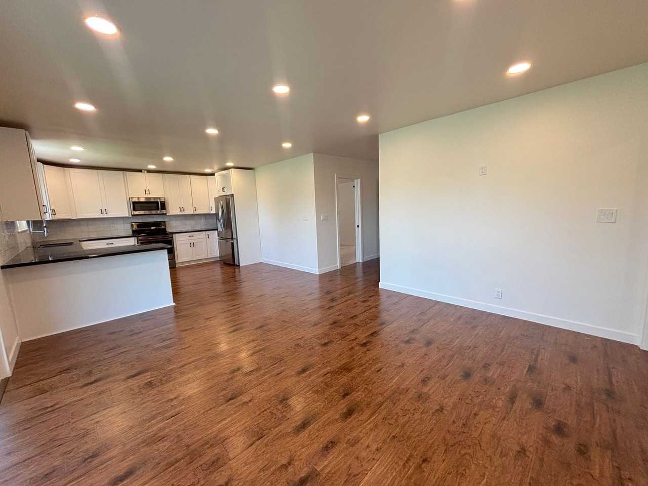 320 Buena Vista Ave - Photo 3 of 25