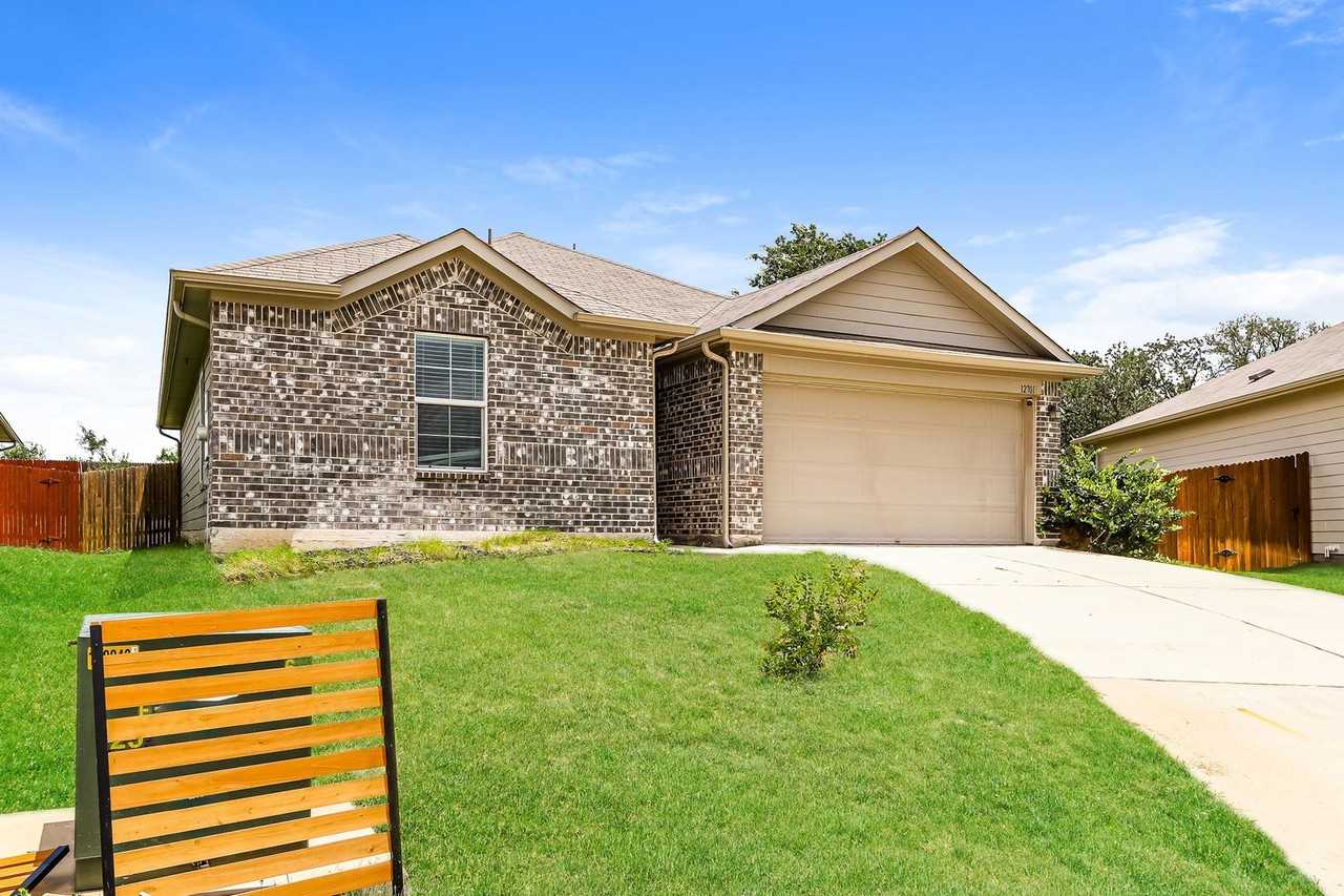 12701 Brahmin Dr - Photo 5 of 16