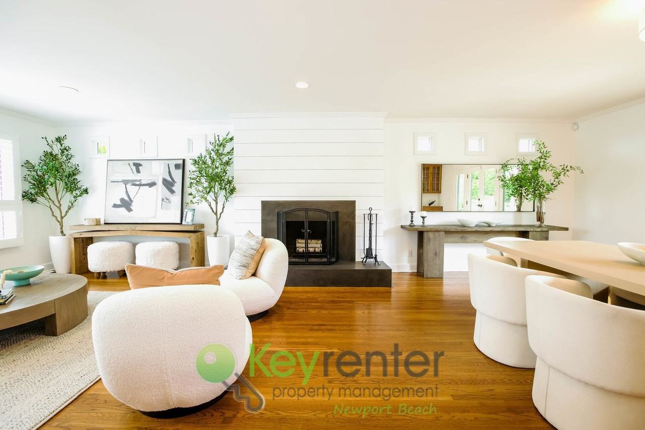 453 Seaward Rd - Photo 4 of 15