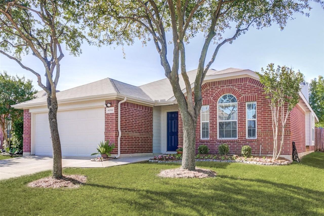 4852 Ambrosia Dr - Photo 2 of 15