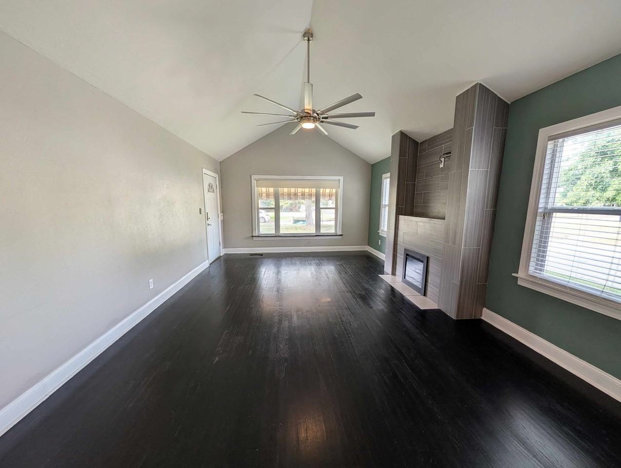 3145 Nw 21st St - Photo 6 of 24