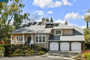 featured image of 6 Westward Ln