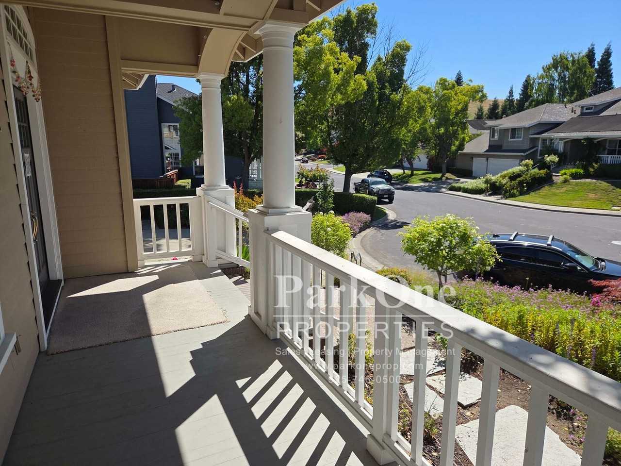 6 Westward Ln - Photo 5 of 27