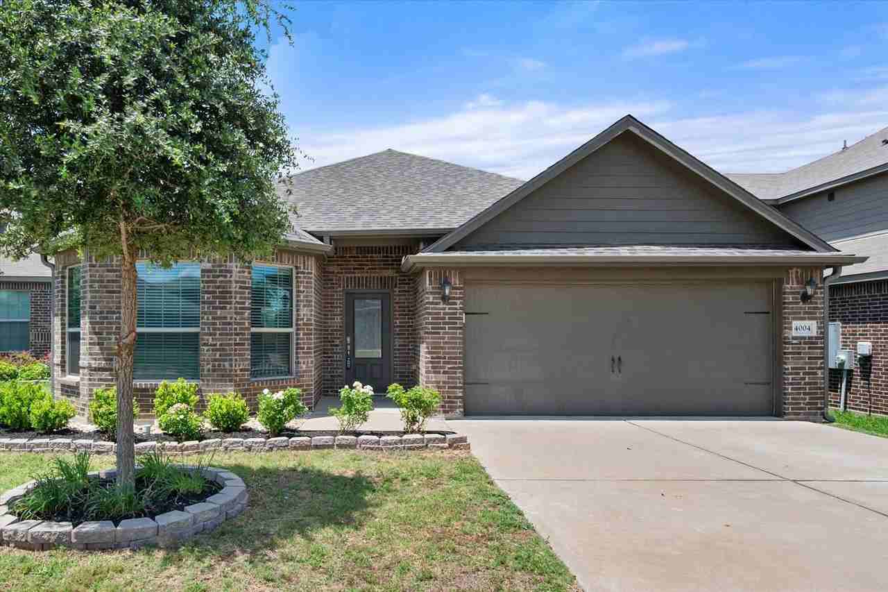 4004 Millau Ln - Photo 3 of 28