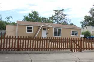 7496 Locust St - Photo 1 of 1