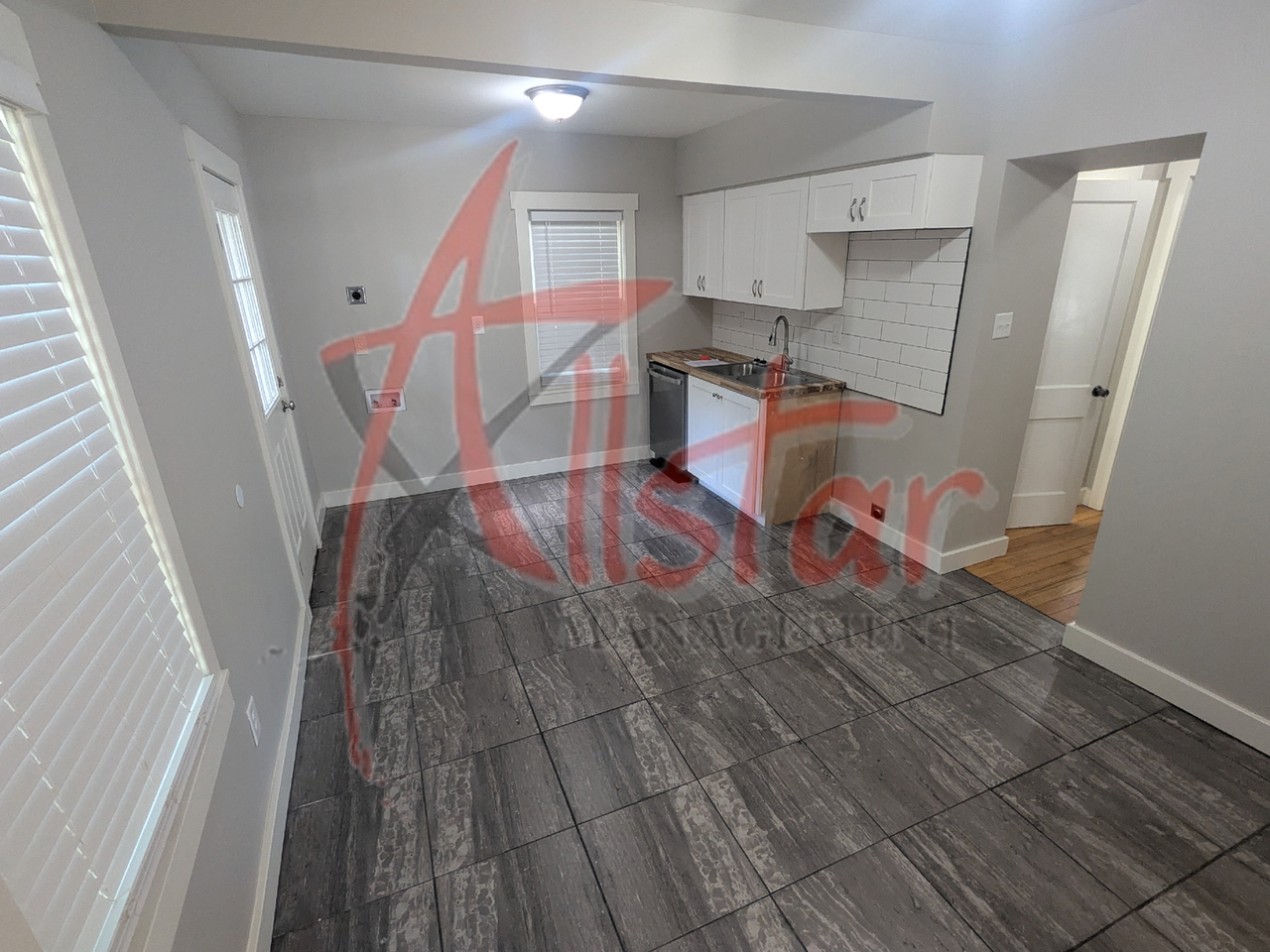 750 Shotwell St - Photo 4 of 12