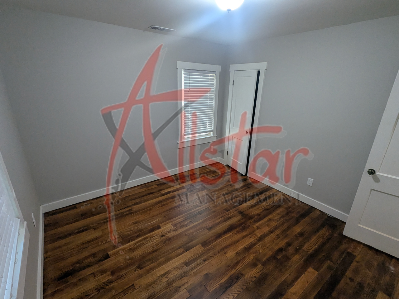 750 Shotwell St - Photo 6 of 12