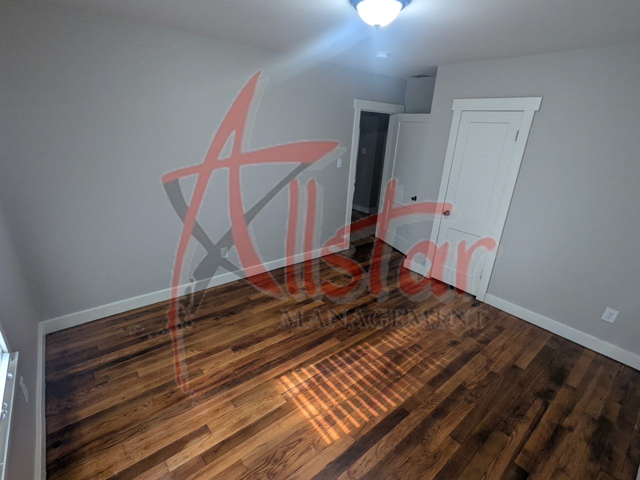 750 Shotwell St - Photo 7 of 12
