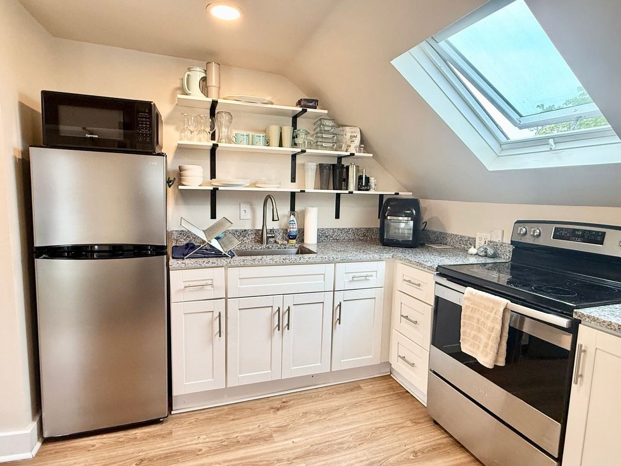 105 Brackett St #3 - Photo 4 of 38