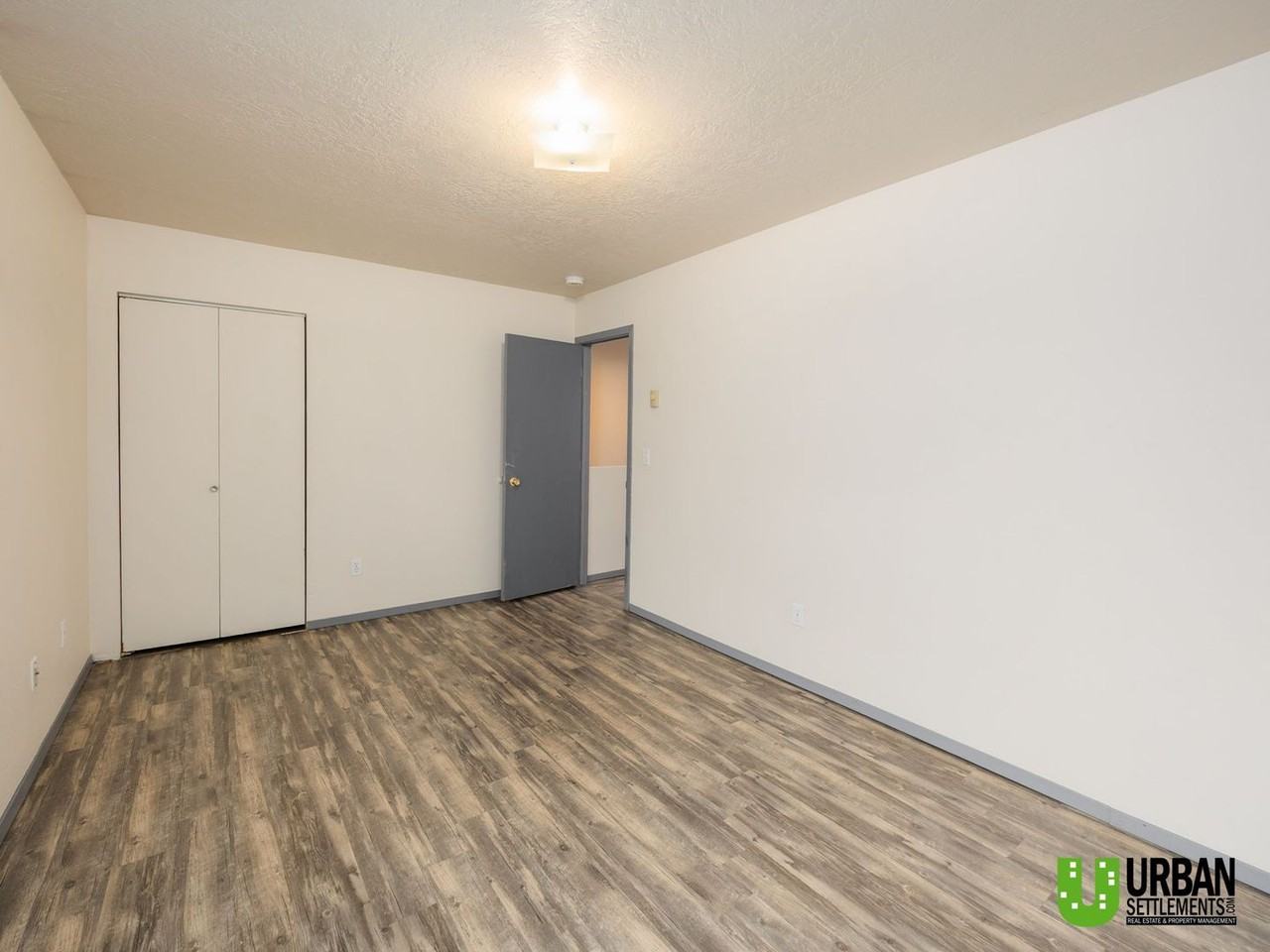 3216 E 29th Ave - Photo 7 of 24