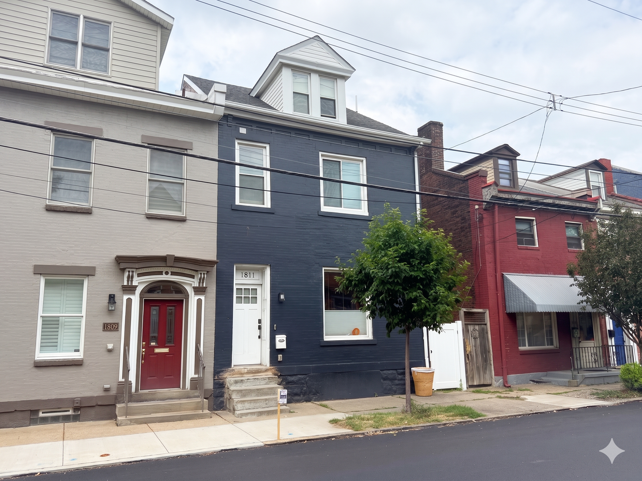 1811 Sidney St - Photo 2 of 19