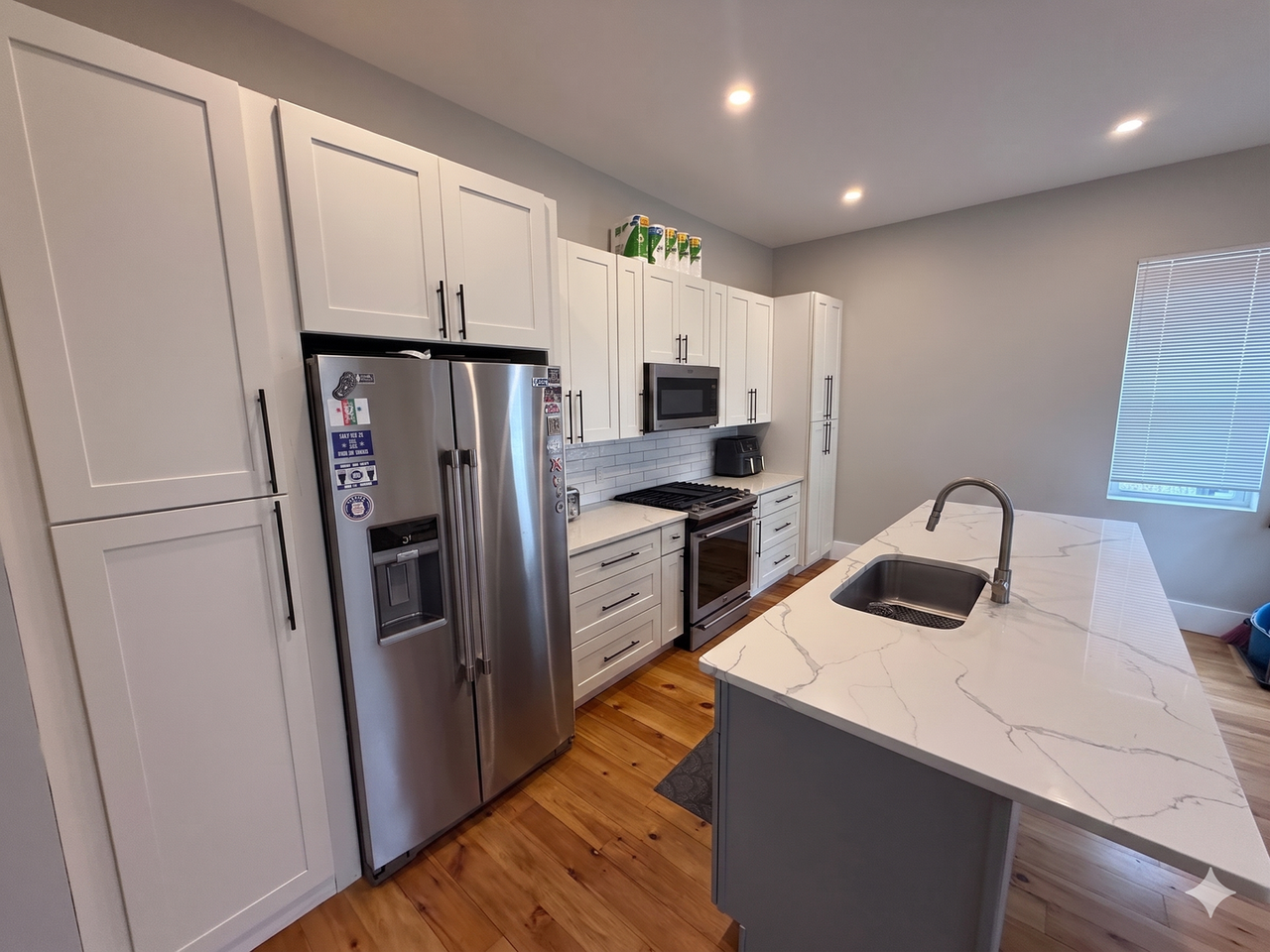 1811 Sidney St - Photo 5 of 19