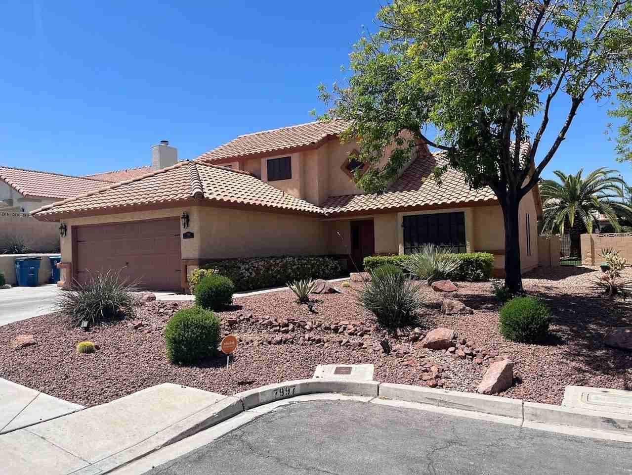 7997 Flametree Ct - Photo 3 of 30