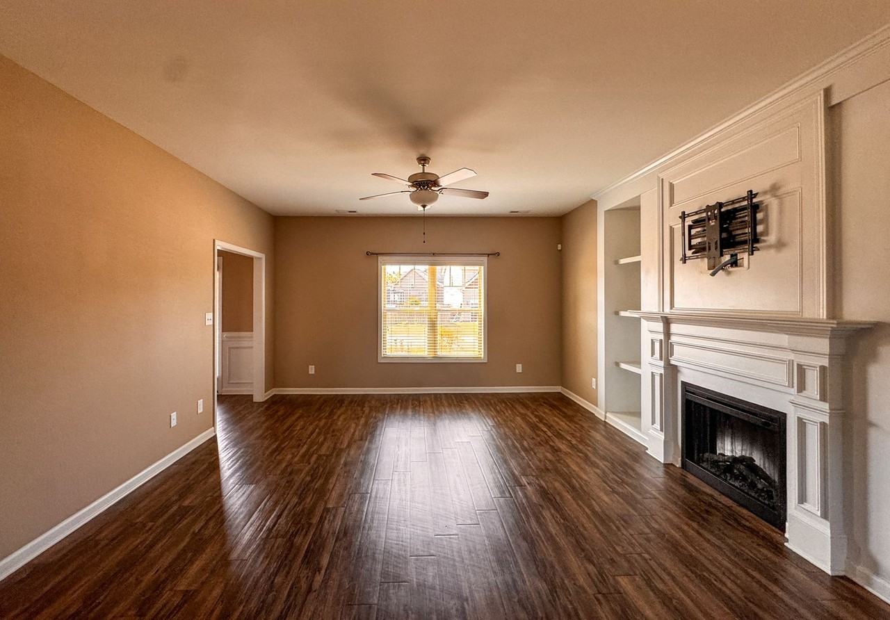 3106 Soacha Ct - Photo 6 of 37