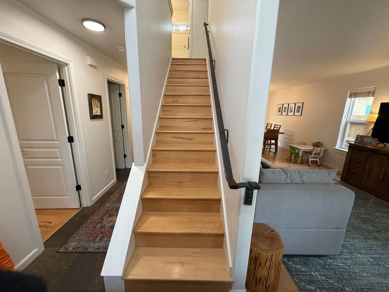 1579 Nw Albany Ave - Photo 2 of 31